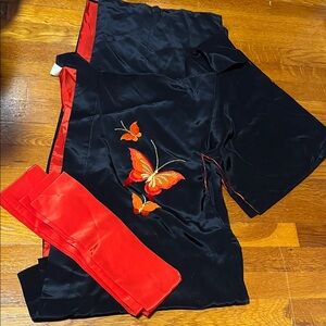 Vintage Japanese Butterfly Embroidered Kimono & obi.